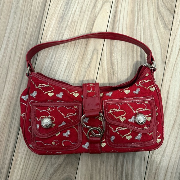 Mudd Handbags - Mudd Y2K Heart Shoulder Bag